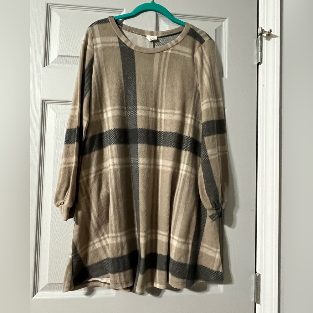 Lovely Melody Soft Fleece Tunic Size Small